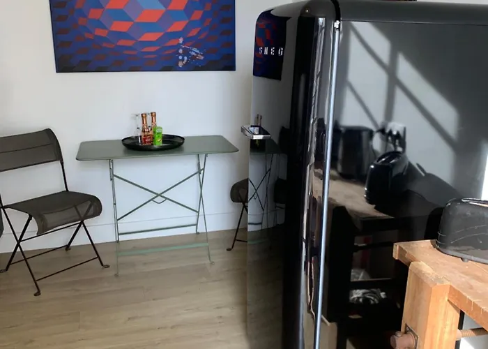 Ines 아파트 모기오