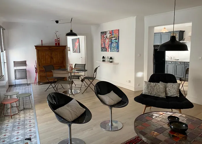 Ines 아파트 모기오